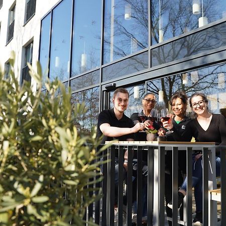 Platzhirsch Living Hotel Kelsterbach Bagian luar foto