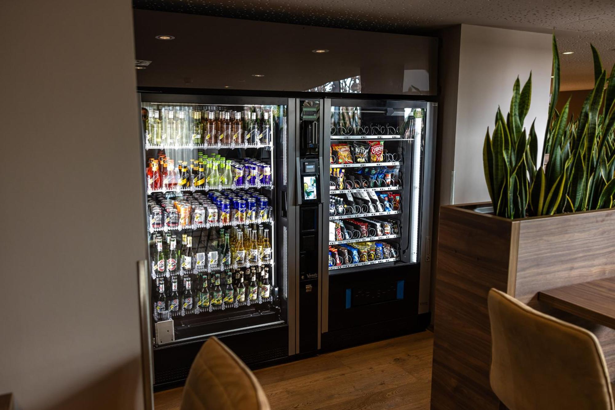 Platzhirsch Living Hotel Kelsterbach Bagian luar foto